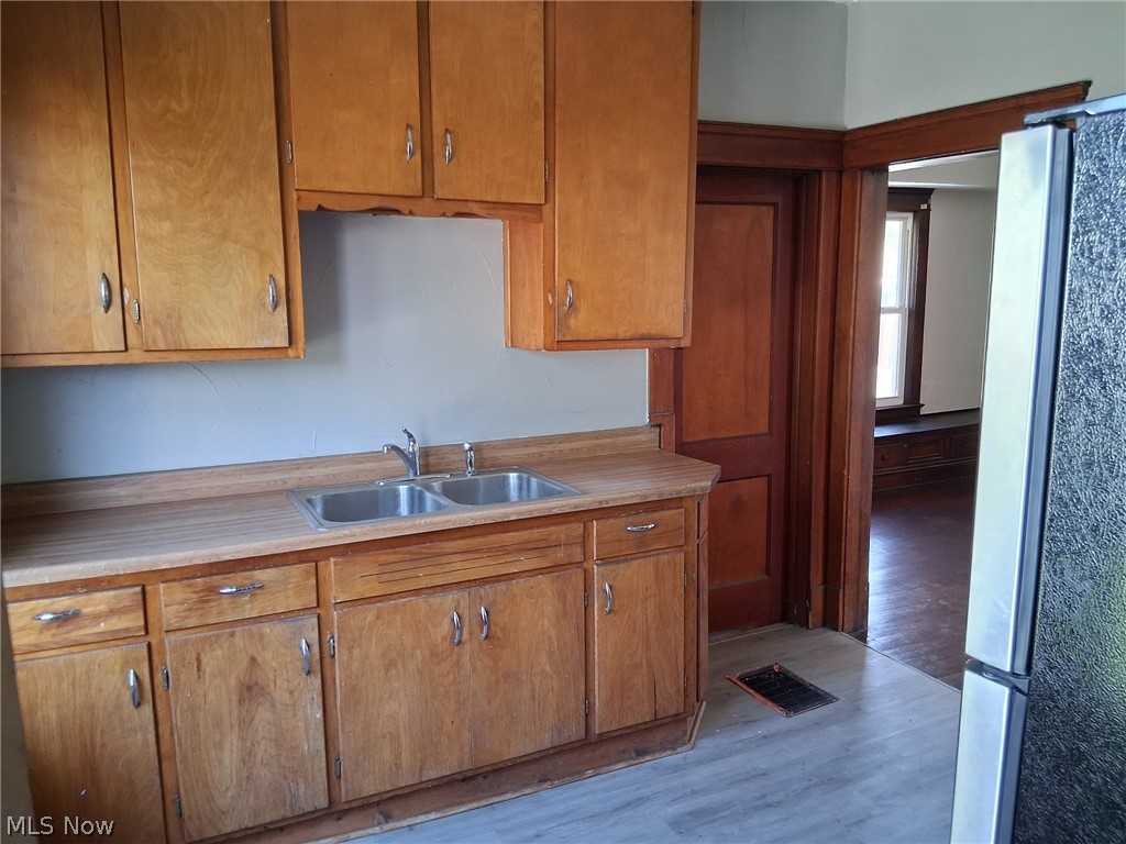 930 Evangeline Road Cleveland OH 44110
