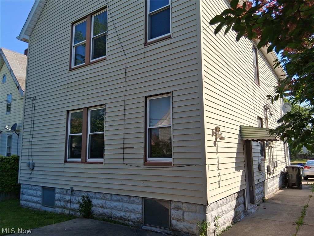 930 Evangeline Road Cleveland OH 44110
