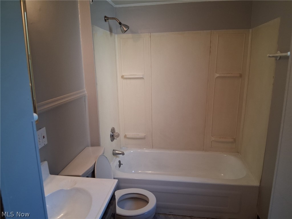 930 Evangeline Road Cleveland OH 44110