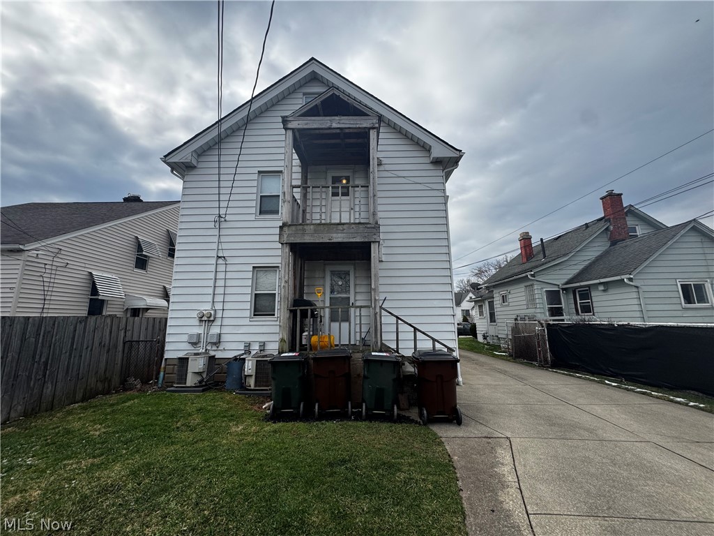 6814-6816 Bradley Avenue Parma OH 44129
