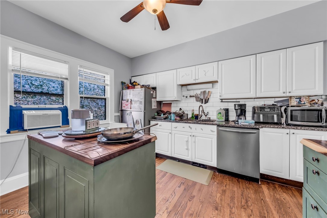 2287 Ogontz Avenue Lakewood OH 44107