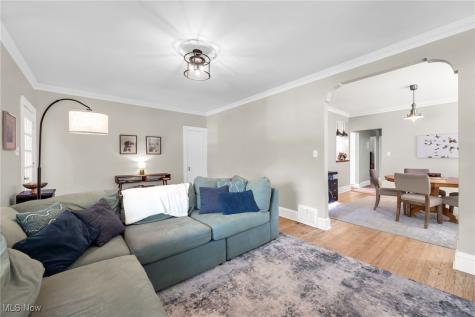 2287 Ogontz Avenue Lakewood OH 44107