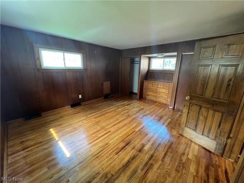 2210 Bunts Road Lakewood OH 44107