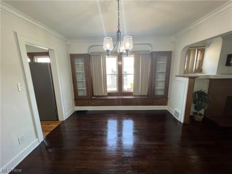 2210 Bunts Road Lakewood OH 44107