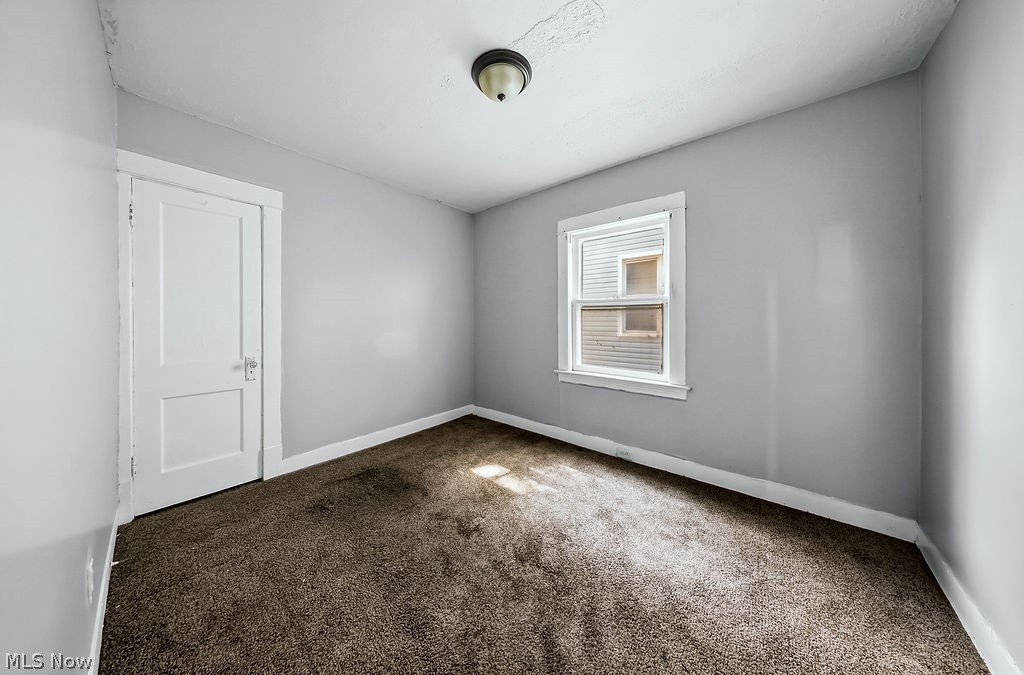 11702 Honeydale Avenue Cleveland OH 44120