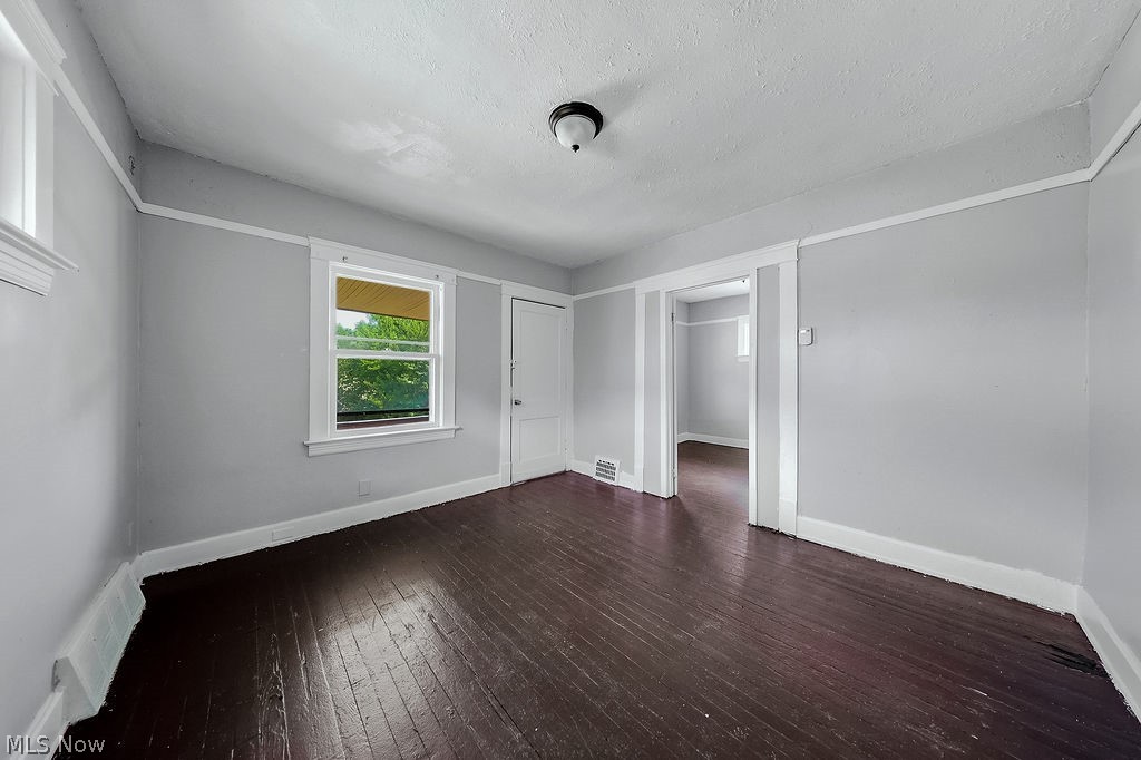 11702 Honeydale Avenue Cleveland OH 44120