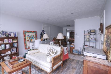 820 Highland Avenue Wadsworth OH 44281