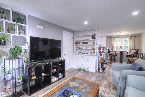 820 Highland Avenue Wadsworth OH 44281