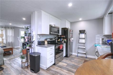 820 Highland Avenue Wadsworth OH 44281