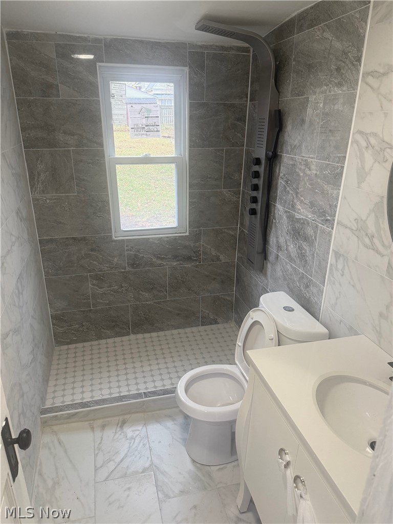 1604 Newman Avenue Lakewood OH 44107