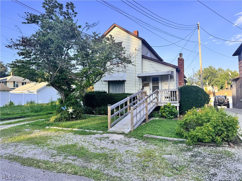 275 21st Street NW Barberton OH 44203