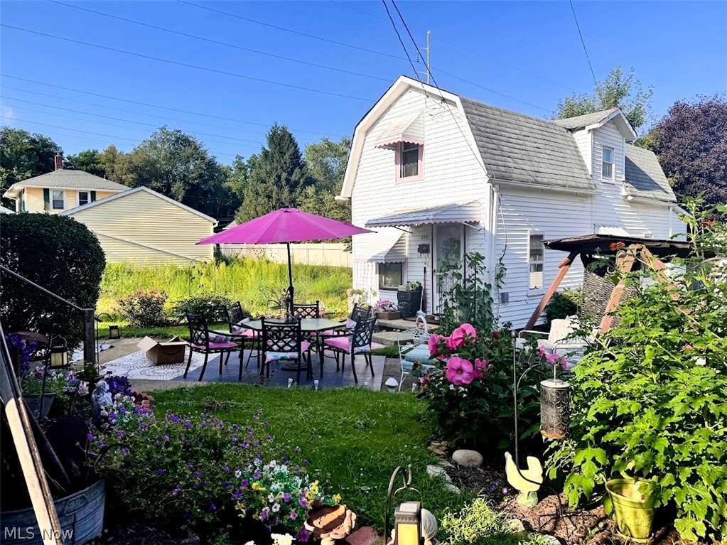 275 21st Street NW Barberton OH 44203