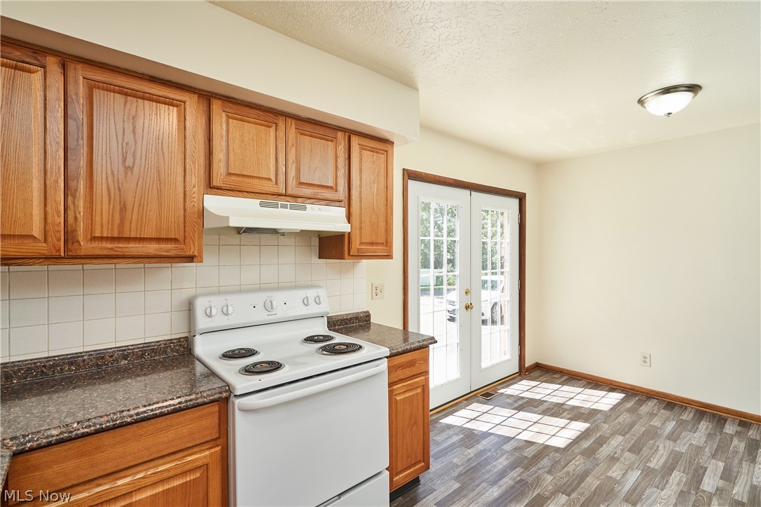 926 Russell Avenue Akron OH 44307