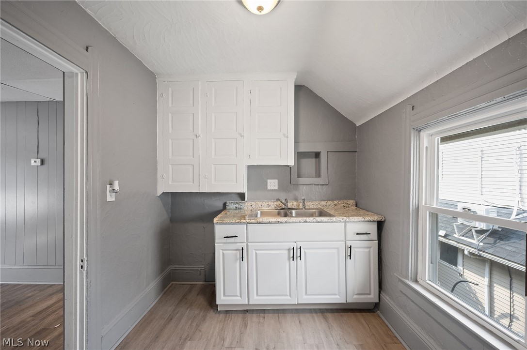 2180 W 83rd Street Cleveland OH 44102