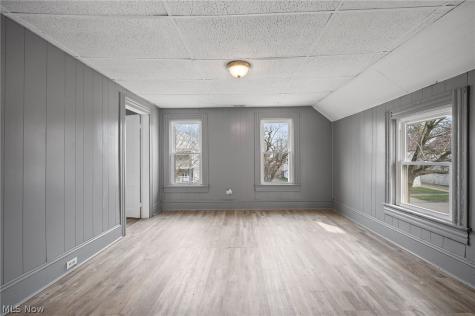 2180 W 83rd Street Cleveland OH 44102