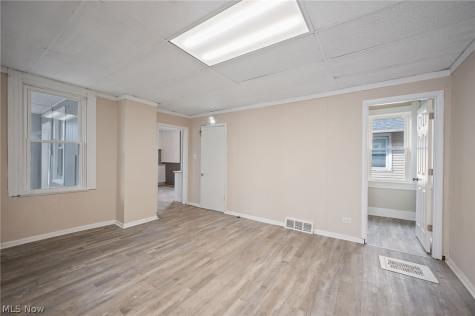 2180 W 83rd Street Cleveland OH 44102