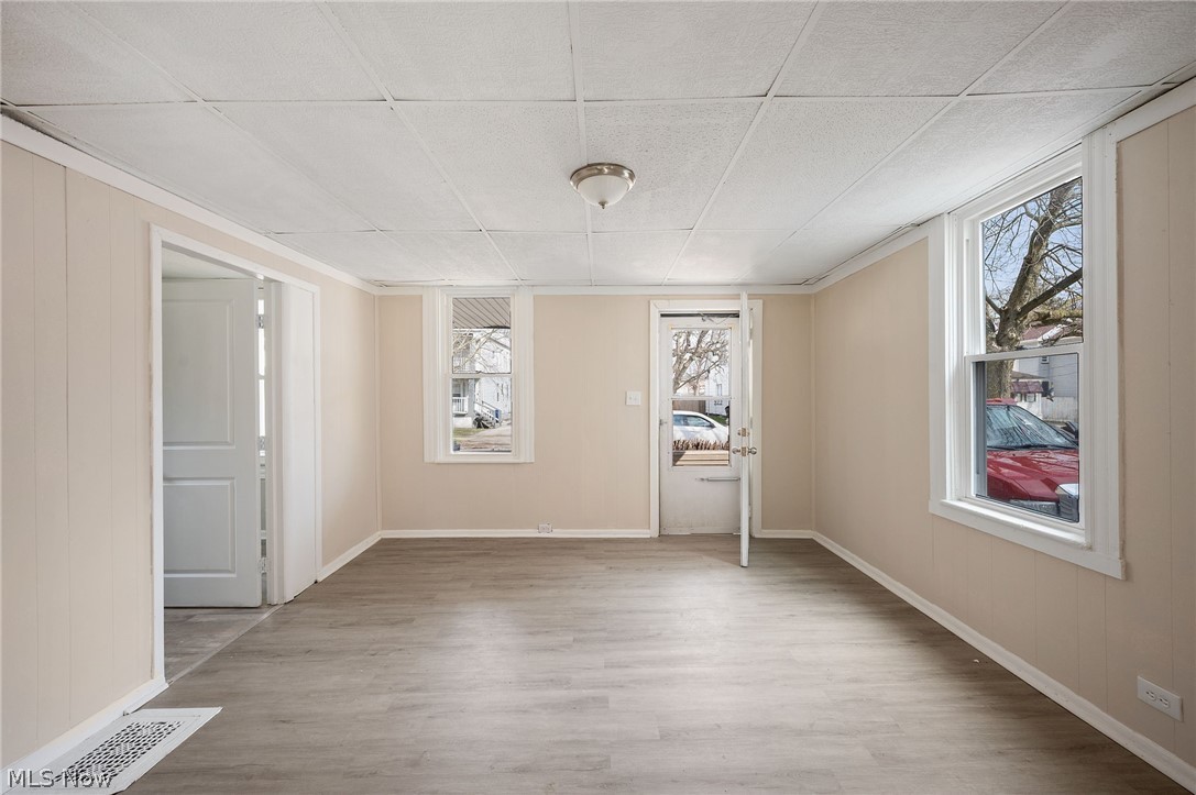 2180 W 83rd Street Cleveland OH 44102