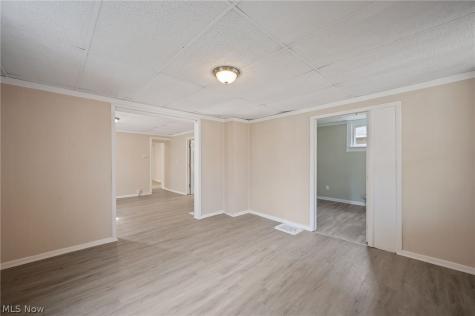 2180 W 83rd Street Cleveland OH 44102