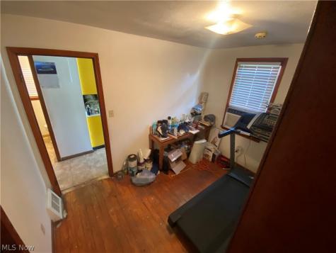 14323 Harvard Avenue Cleveland OH 44128