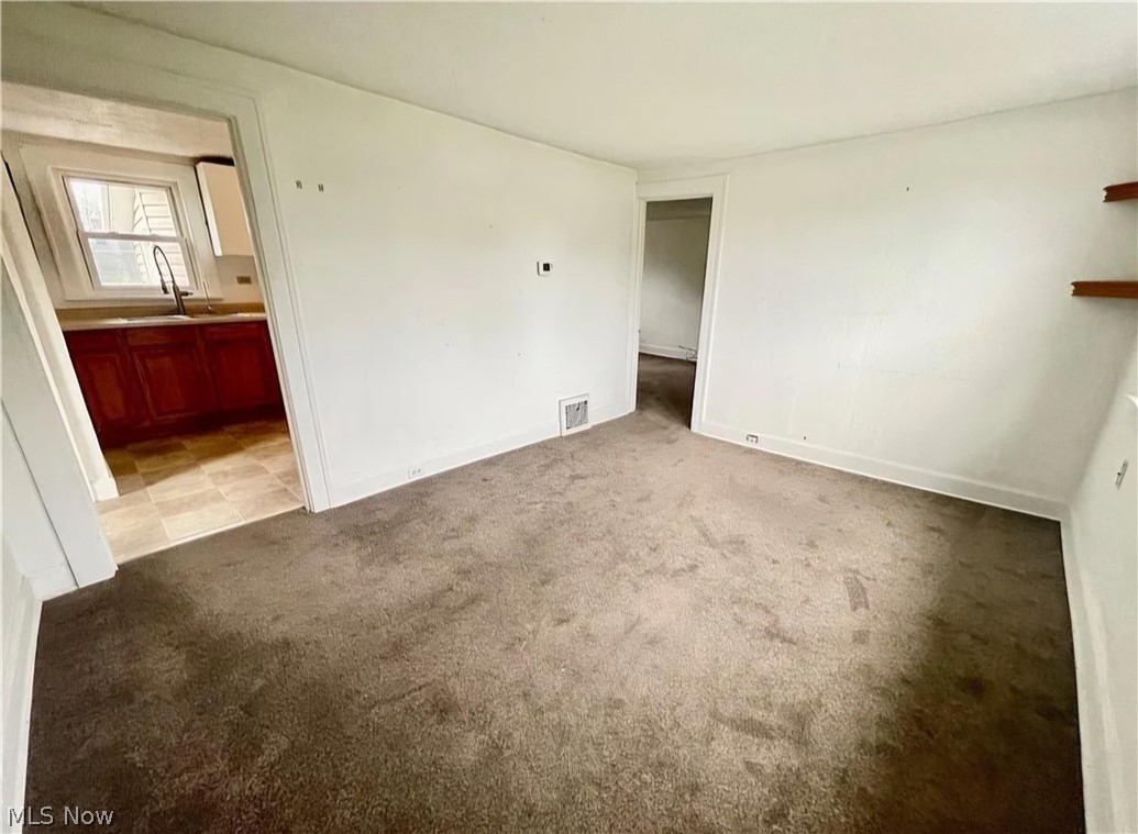 2433 Tuxedo Avenue Parma OH 44134