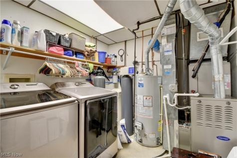 3153 N River Road Stow OH 44224