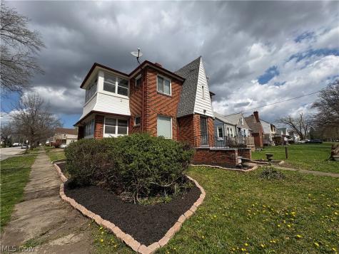 15501 Judson Drive Cleveland OH 44128