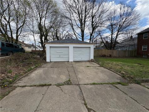 15501 Judson Drive Cleveland OH 44128