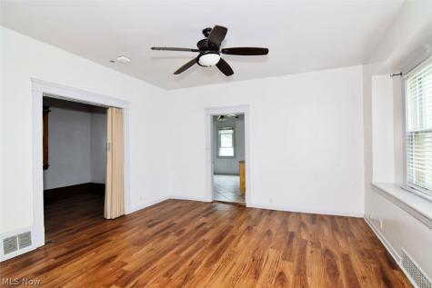 3186 W 88th Street Cleveland OH 44102