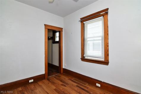 3186 W 88th Street Cleveland OH 44102