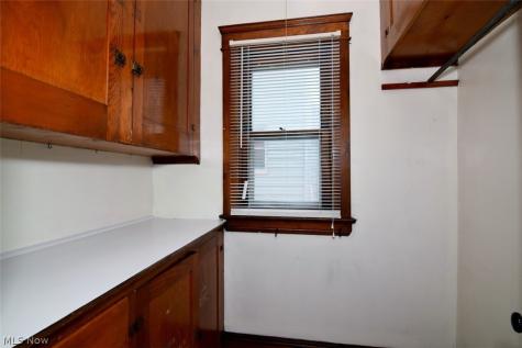 3186 W 88th Street Cleveland OH 44102