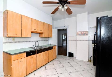 3186 W 88th Street Cleveland OH 44102
