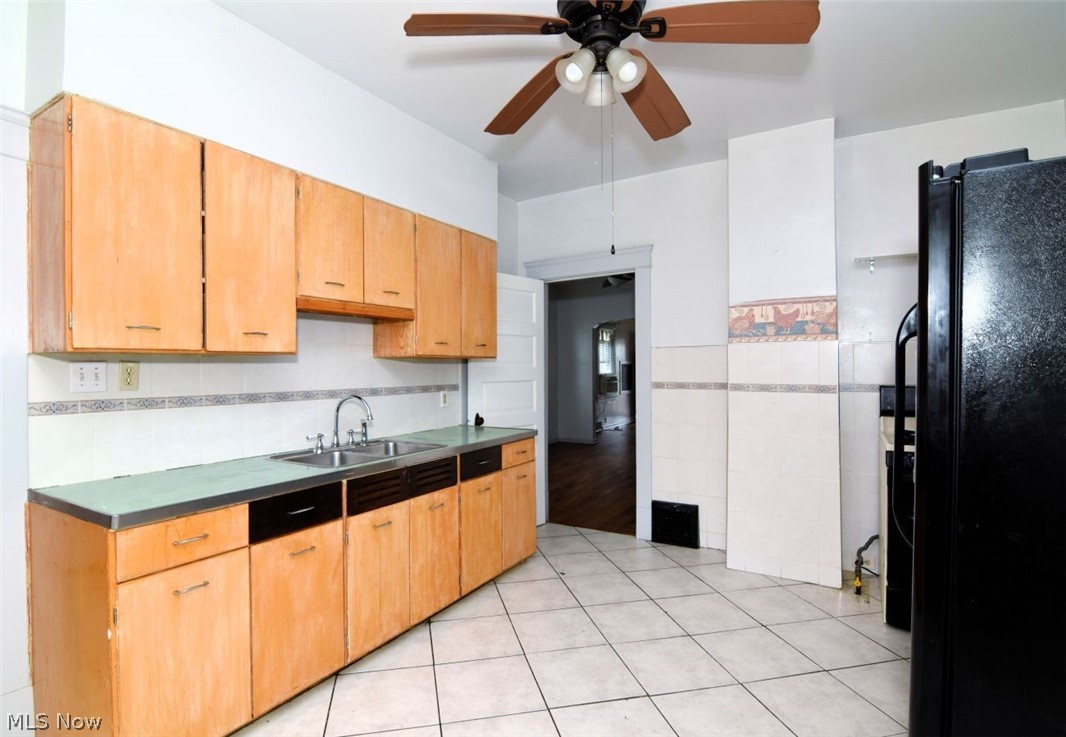 3186 W 88th Street Cleveland OH 44102