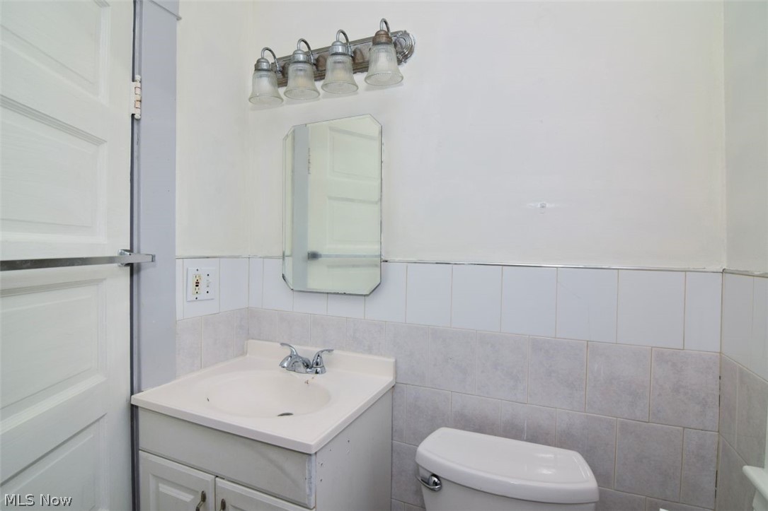 3186 W 88th Street Cleveland OH 44102
