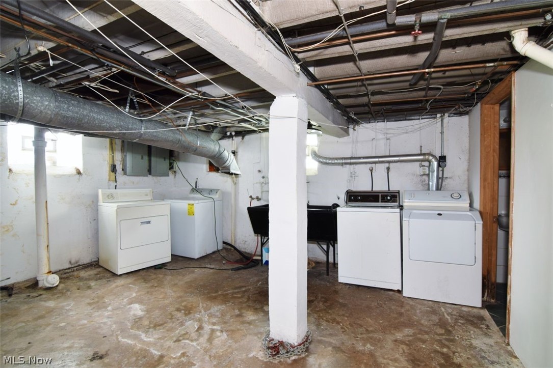 3186 W 88th Street Cleveland OH 44102