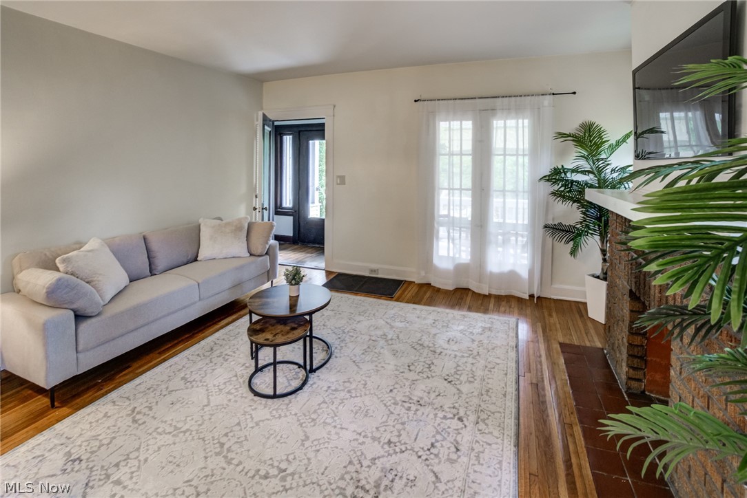 2245 Bellfield Cleveland Heights OH 44106