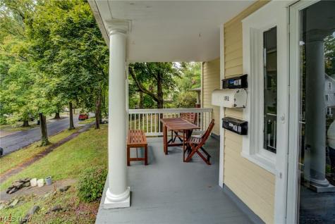 2245 Bellfield Cleveland Heights OH 44106
