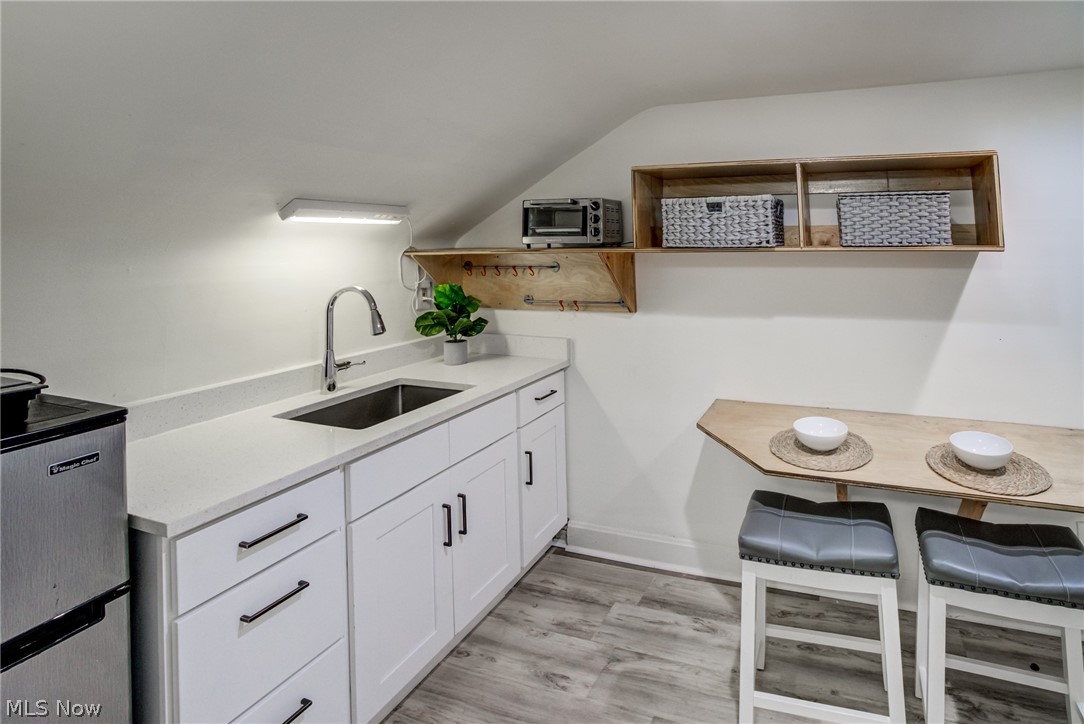 2245 Bellfield Cleveland Heights OH 44106