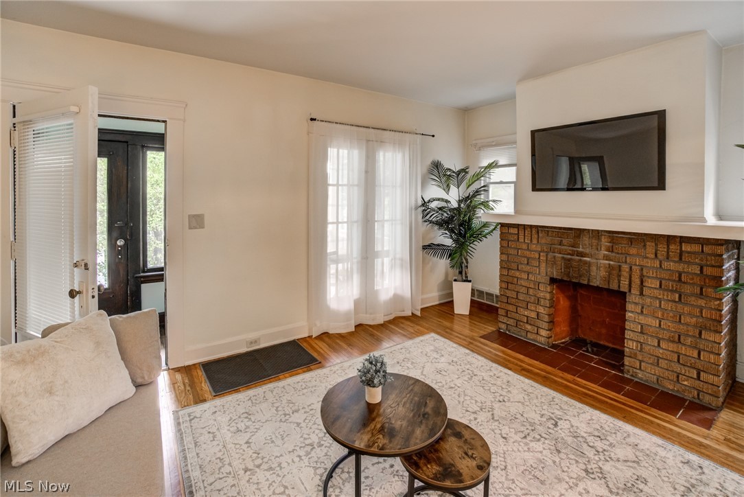 2245 Bellfield Cleveland Heights OH 44106