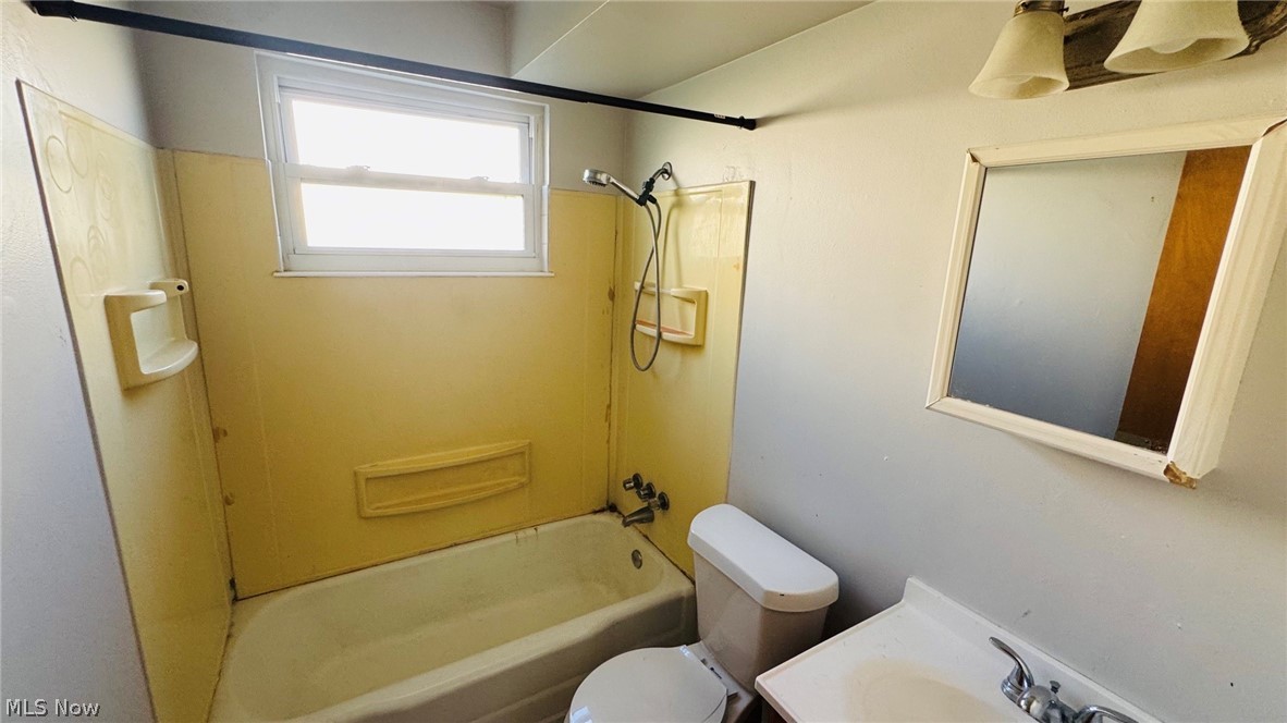 841-843 Jonathan Avenue Akron OH 44306