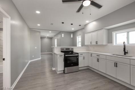 3048 Trowbridge Avenue Cleveland OH 44109