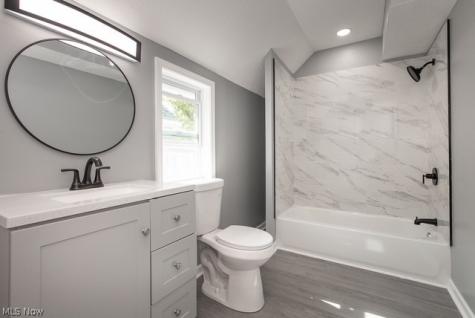 3048 Trowbridge Avenue Cleveland OH 44109