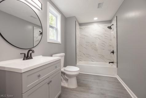 3048 Trowbridge Avenue Cleveland OH 44109