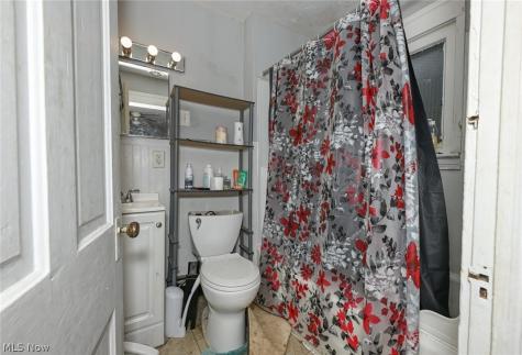 4140 W 36th Street Cleveland OH 44109