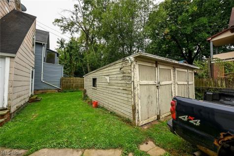4140 W 36th Street Cleveland OH 44109