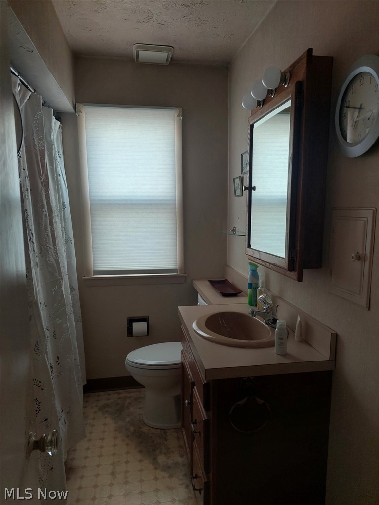 24550 Puritan Road Euclid OH 44123