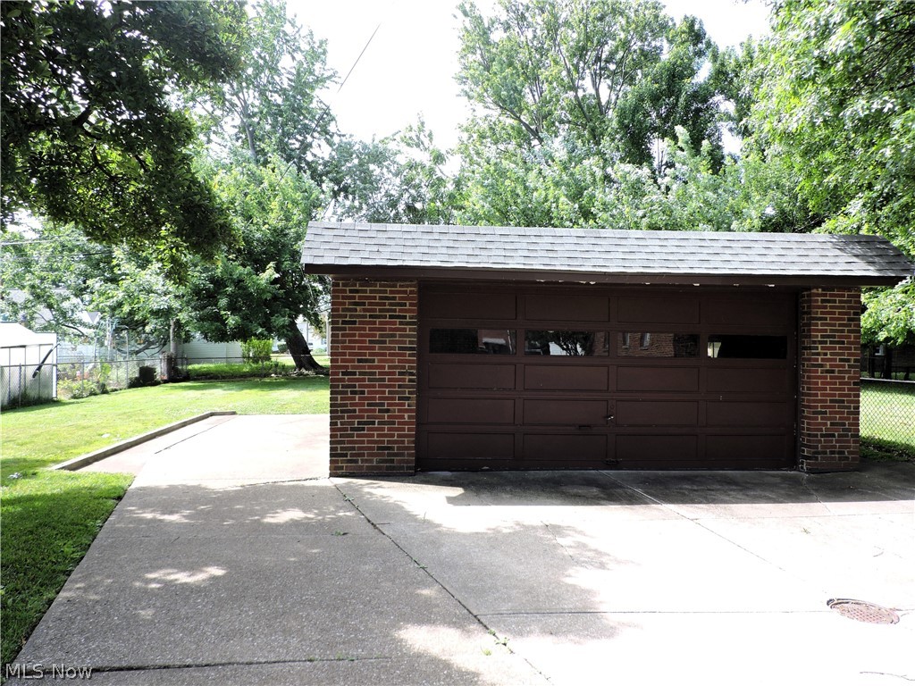 24550 Puritan Road Euclid OH 44123