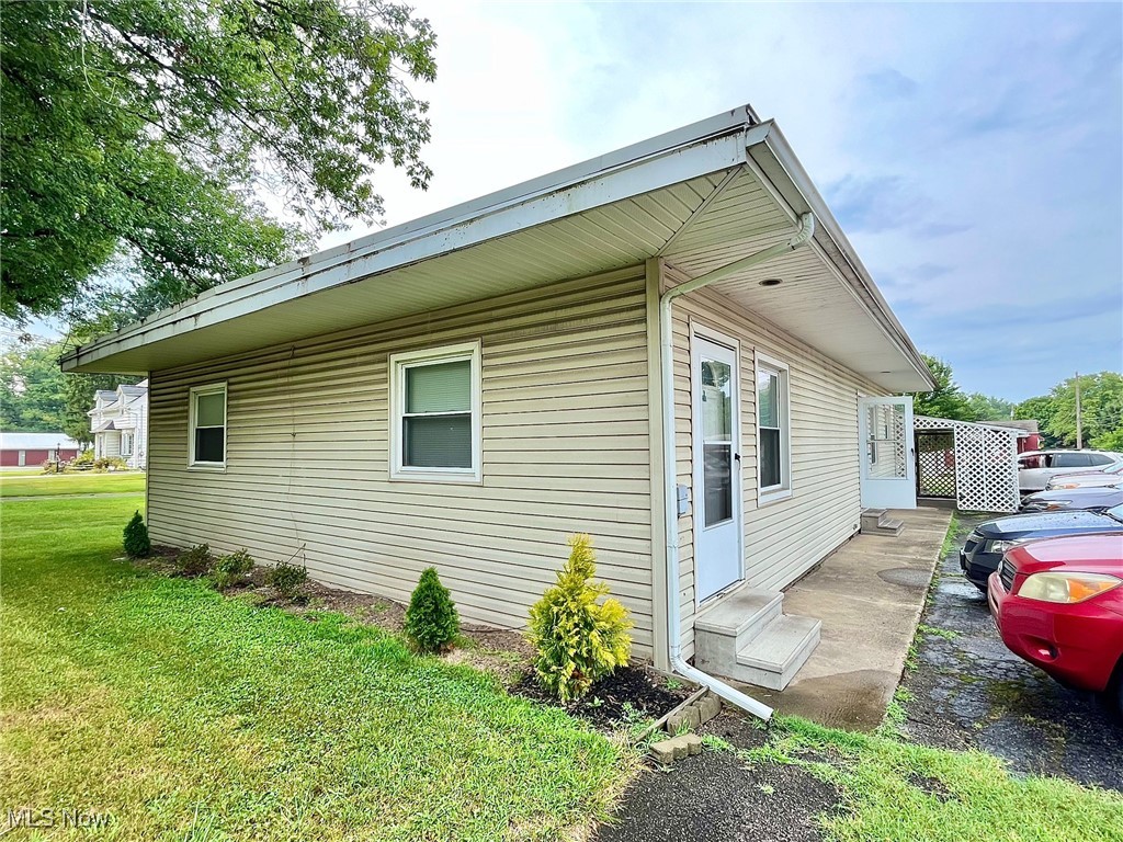 210 W Main Road Conneaut OH 44030