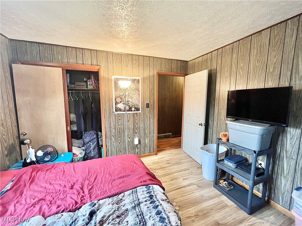 210 W Main Road Conneaut OH 44030
