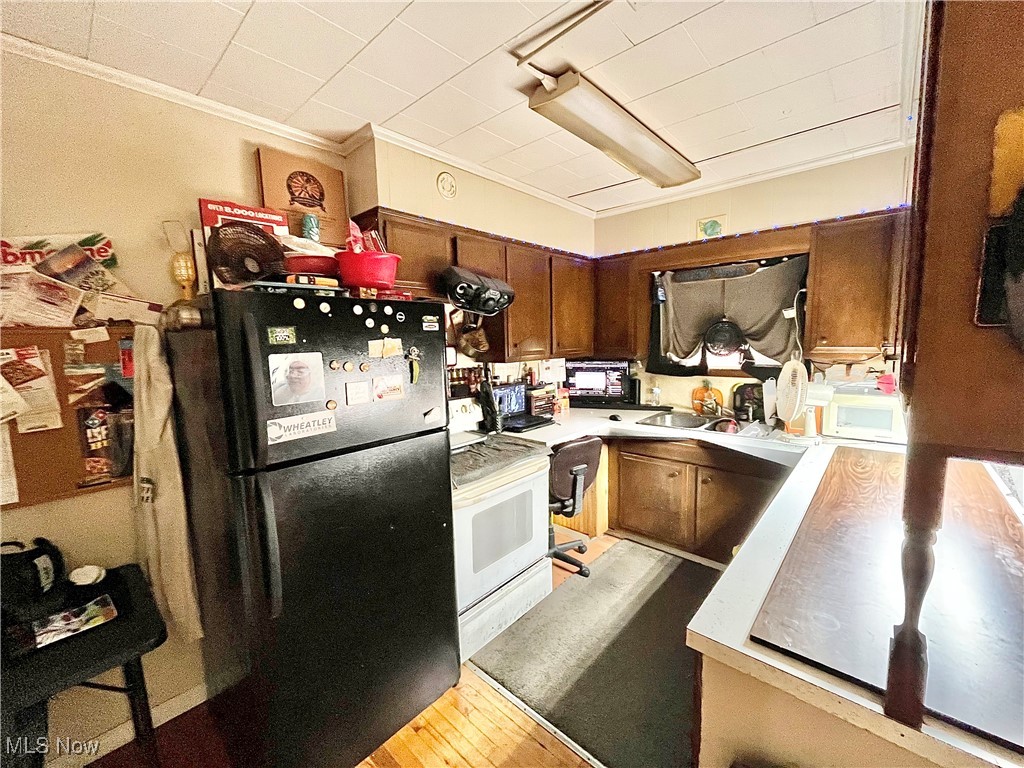 210 W Main Road Conneaut OH 44030