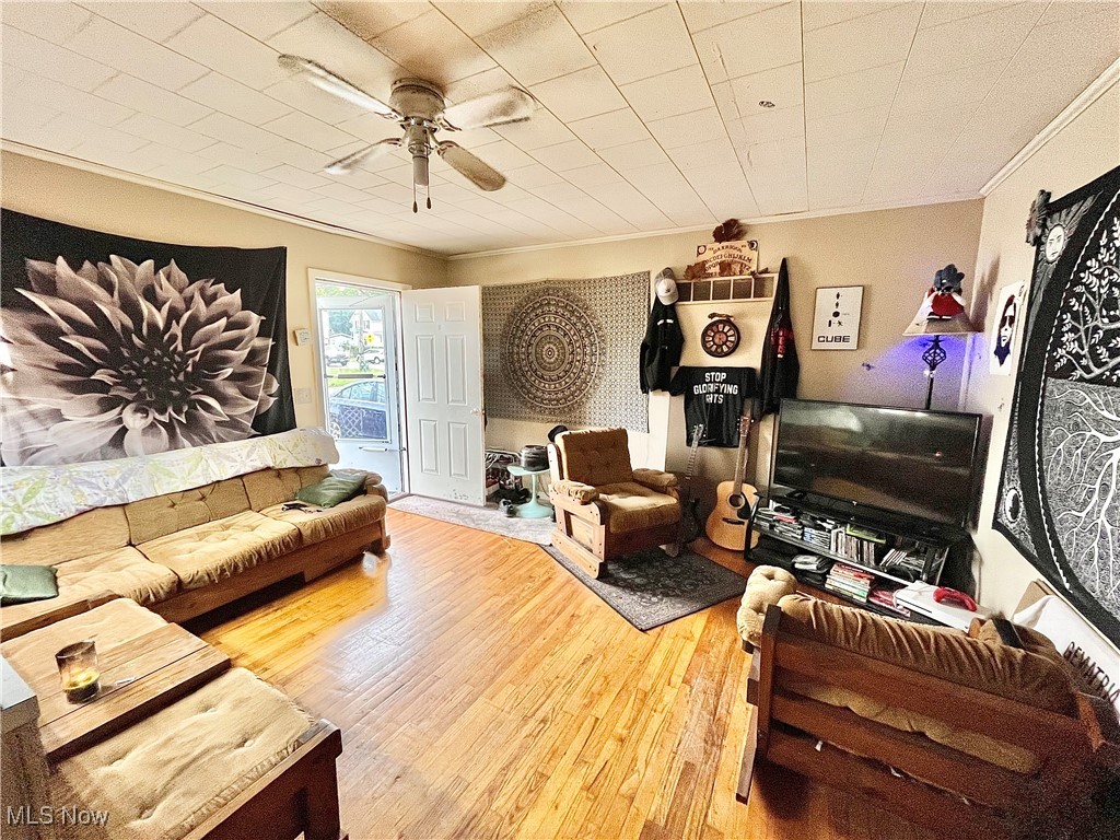 210 W Main Road Conneaut OH 44030